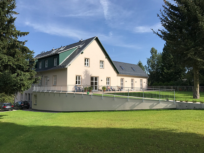 Hof Höckendorf, Tharandter Straße 11 ist fertig gestaltet